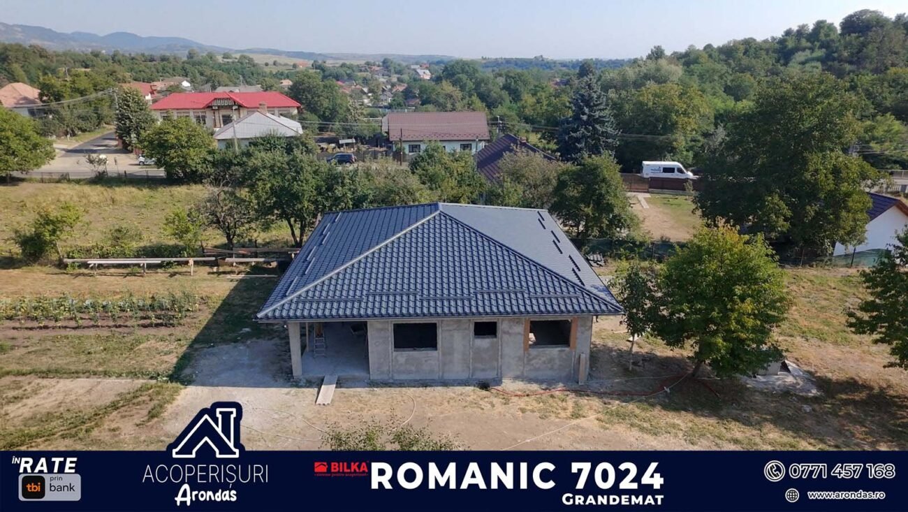 Acoperiș BILKA Comănești – lucrare finalizată cu BILKA Romanic RAL 7024 GrandeMat acoperis bilka comanesti romanic (3)