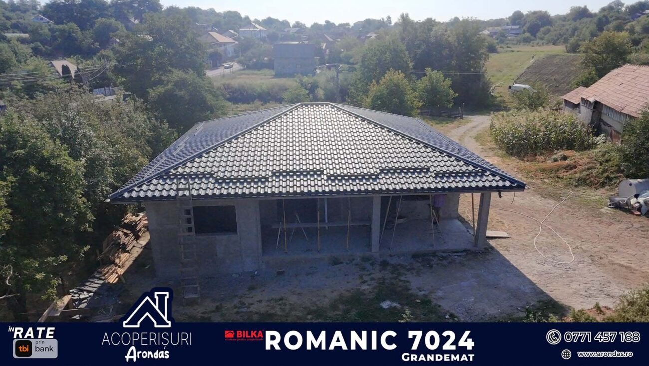 Acoperiș BILKA Comănești – lucrare finalizată cu BILKA Romanic RAL 7024 GrandeMat acoperis bilka comanesti romanic (5)